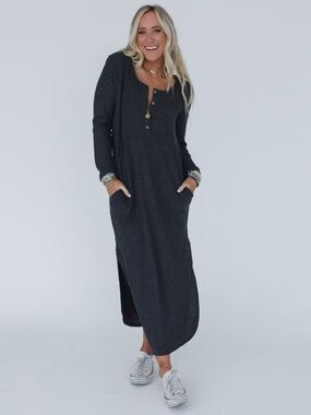 🆕 Three Bird Nest - The Nest Simply Comfort Henley Maxi Dress